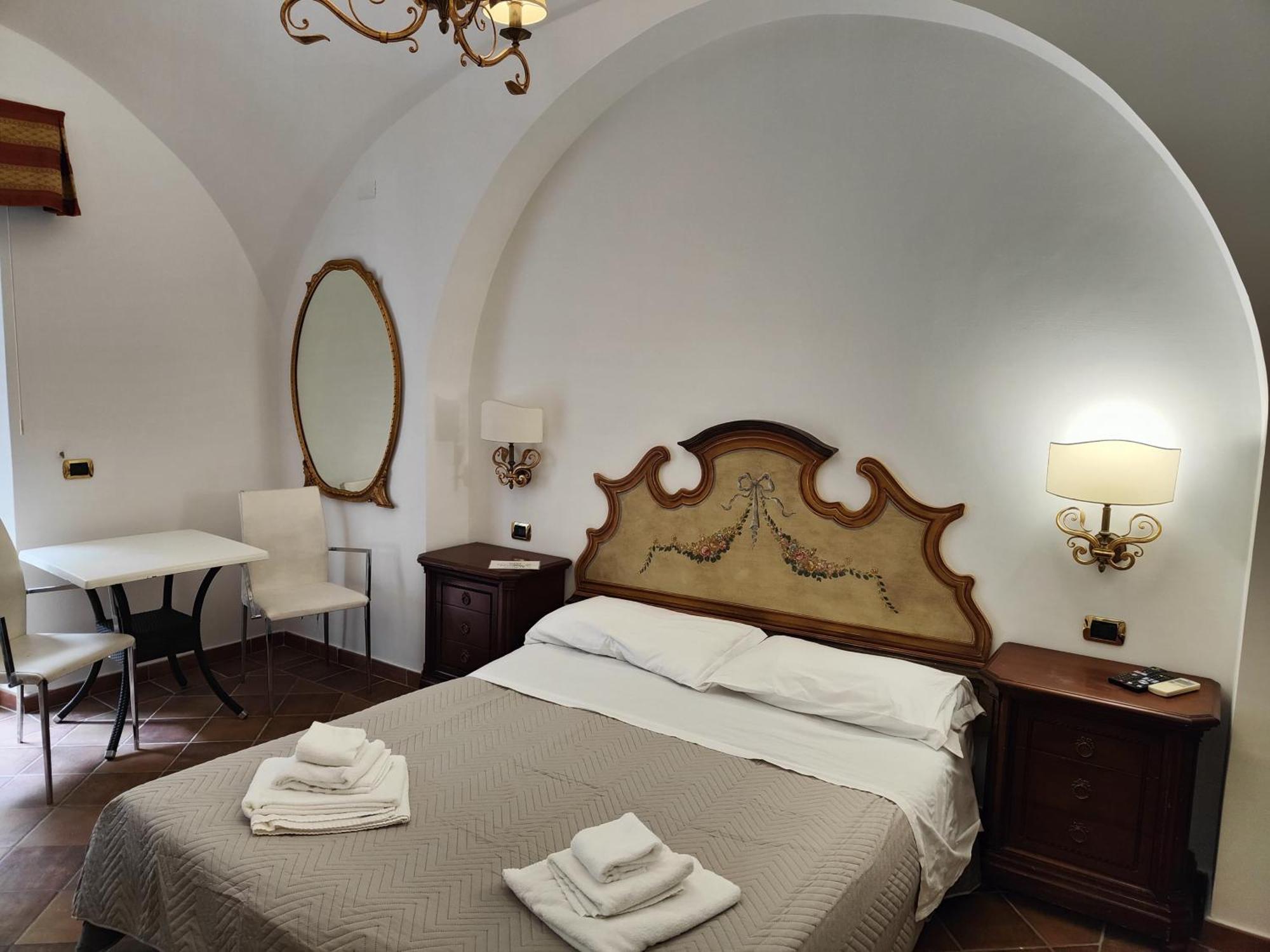 Androsa Apartments Amalfi Esterno foto