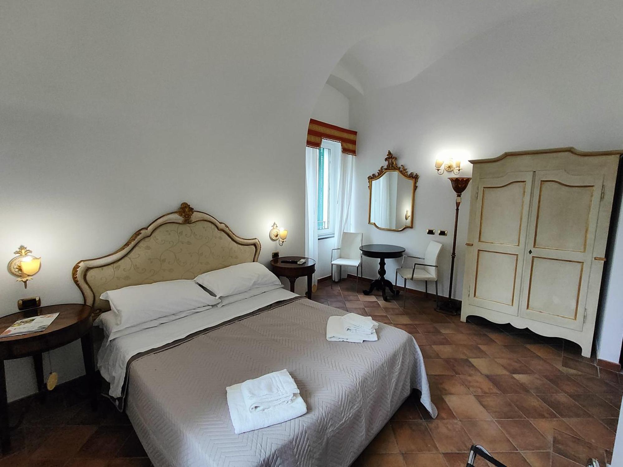 Androsa Apartments Amalfi Esterno foto