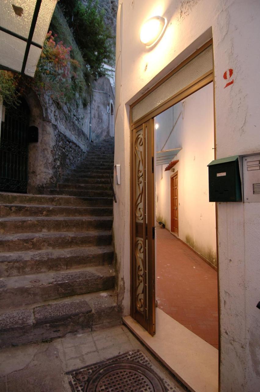 Androsa Apartments Amalfi Esterno foto